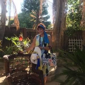 Meet your Posher, Denise